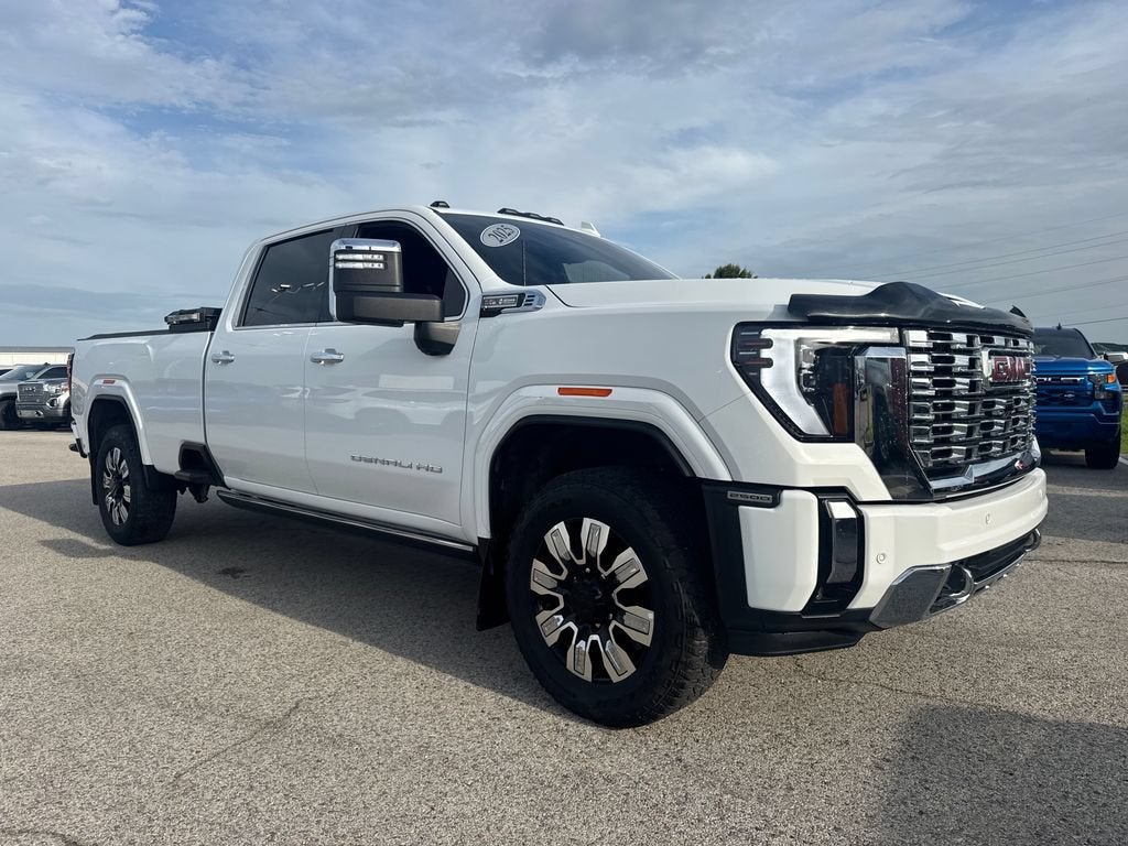 2025 GMC Sierra 2500 HD Denali
