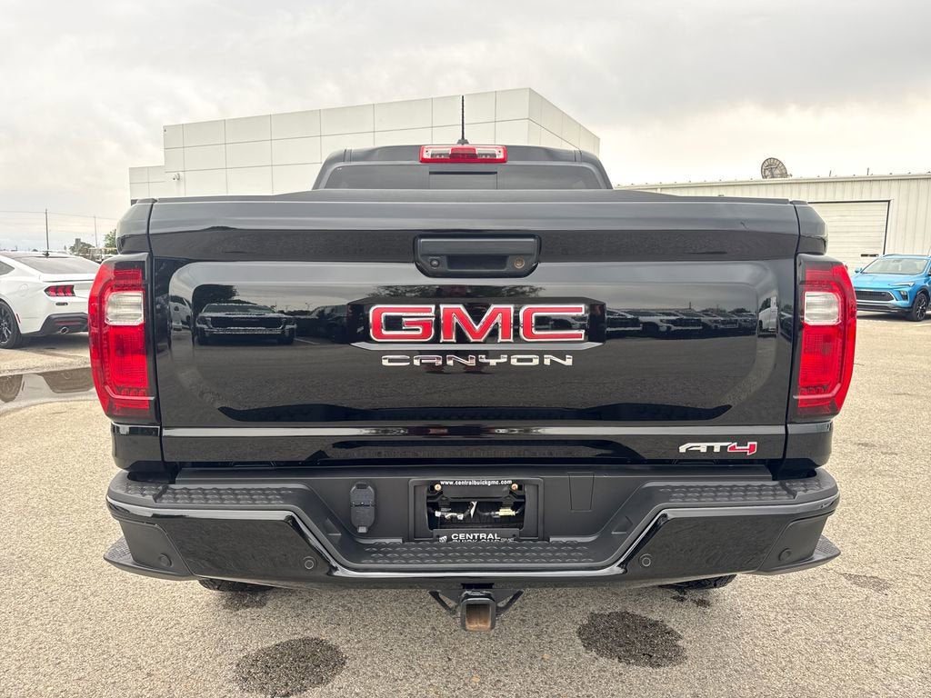 2024 GMC Canyon AT4
