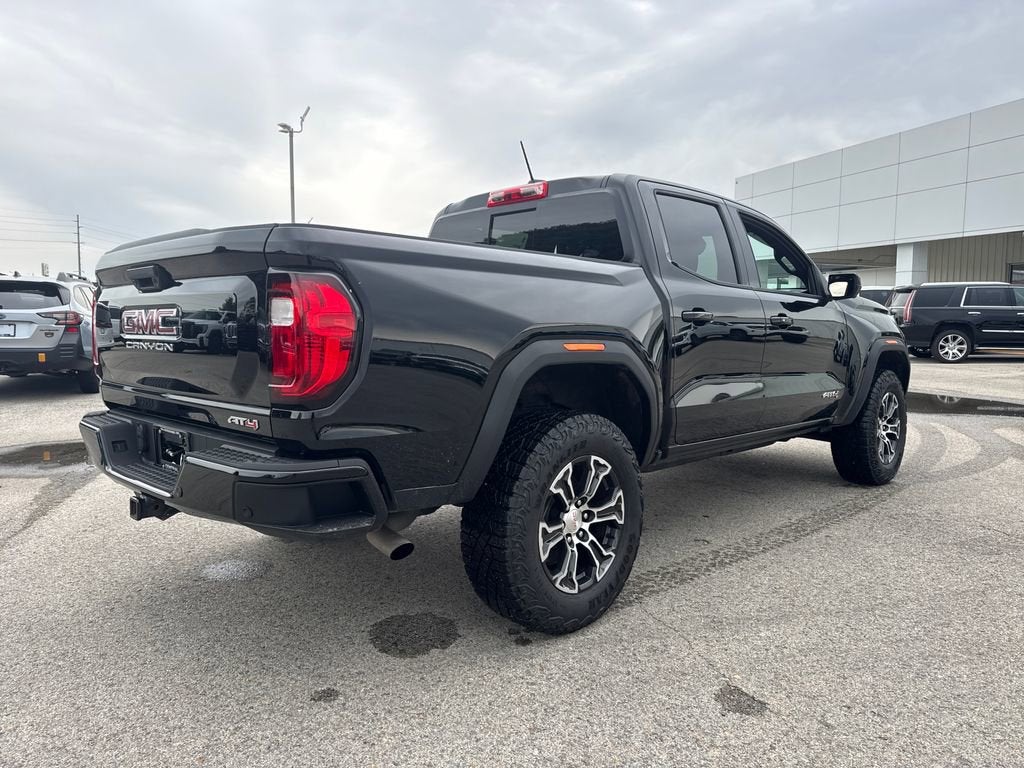 2024 GMC Canyon AT4