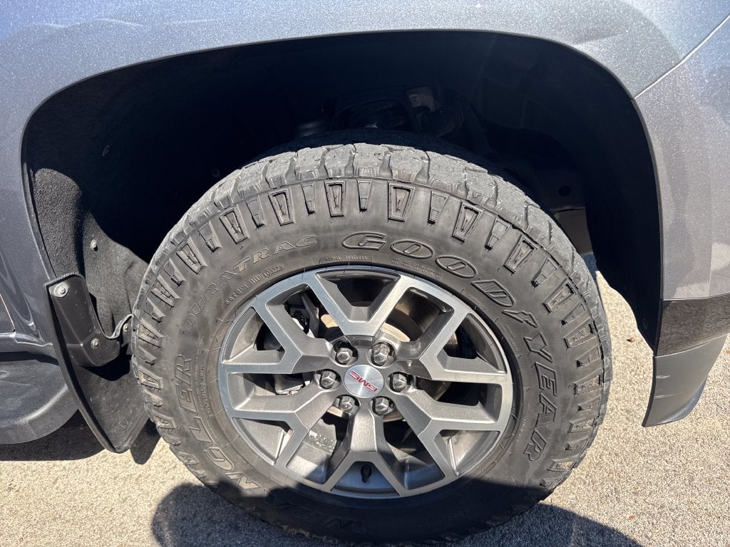 2022 GMC Canyon 4WD AT4 w/Leather