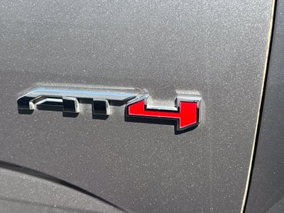2022 GMC Canyon 4WD AT4 w/Leather