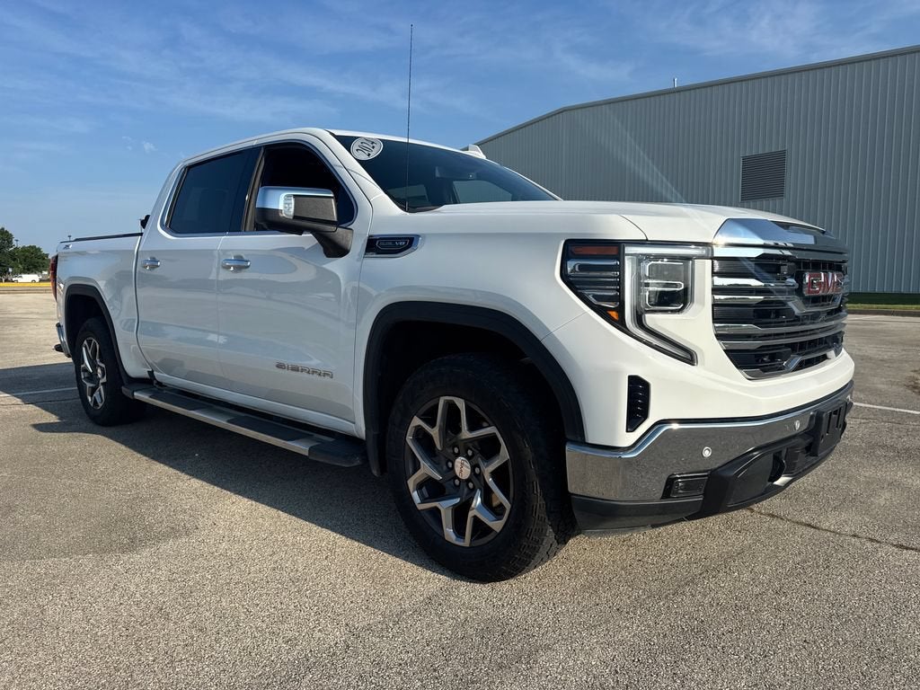 2024 GMC Sierra 1500 SLT