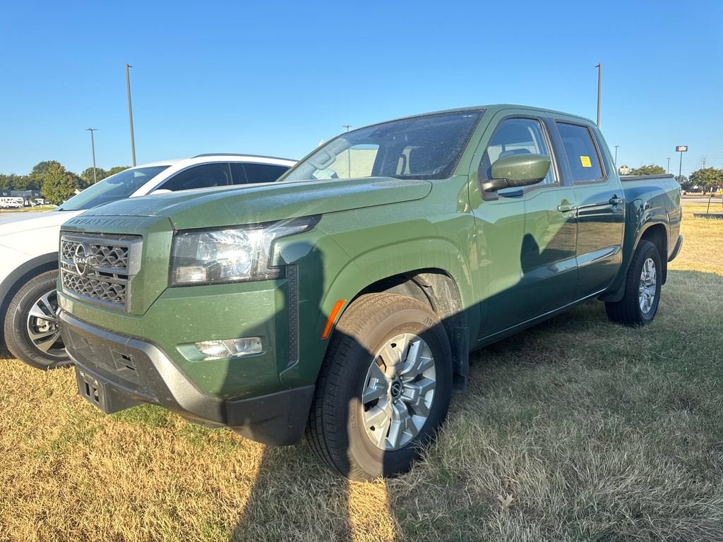 2022 Nissan Frontier SV