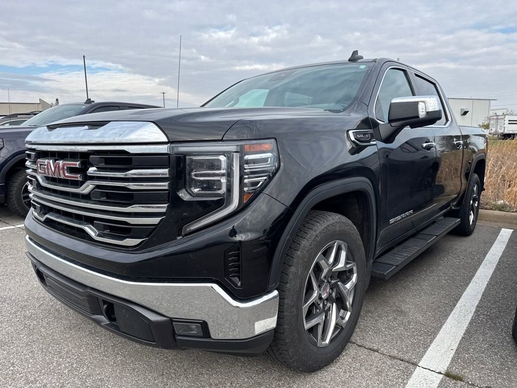 2022 GMC Sierra 1500 SLT