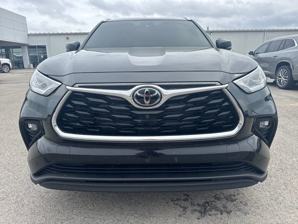 2025 Toyota Highlander Hybrid Limited