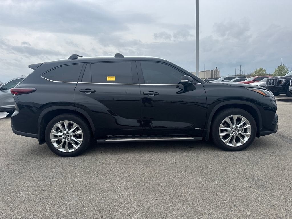 2025 Toyota Highlander Hybrid Limited