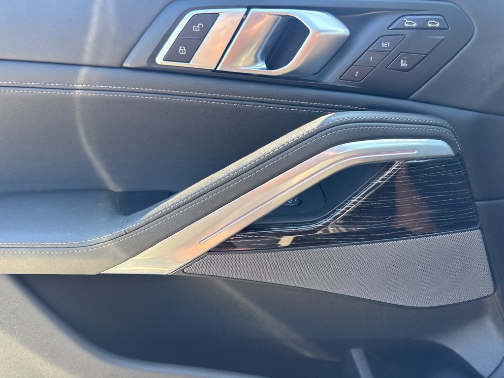 2024 BMW X6 xDrive40i