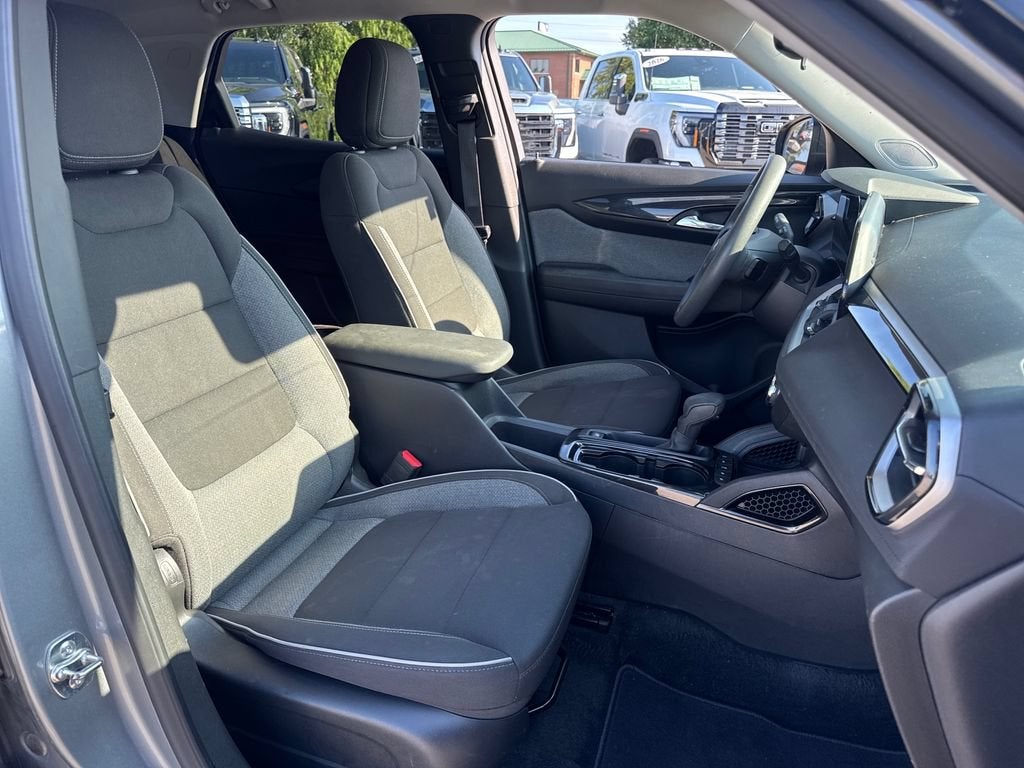 2025 Chevrolet Trailblazer LS