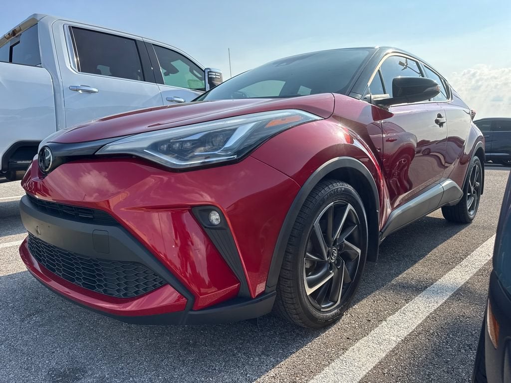 2022 Toyota C-HR XLE