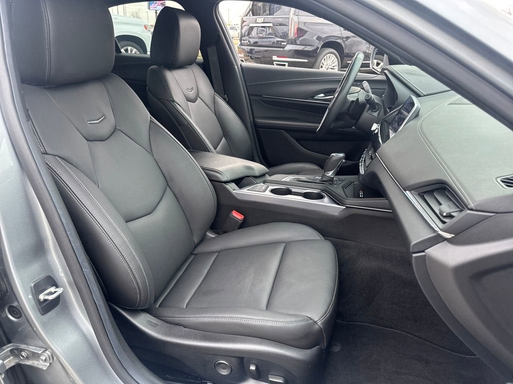 2023 Cadillac CT4 Premium Luxury