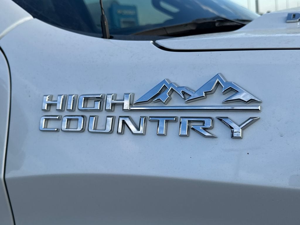 2022 Chevrolet Silverado 1500 High Country