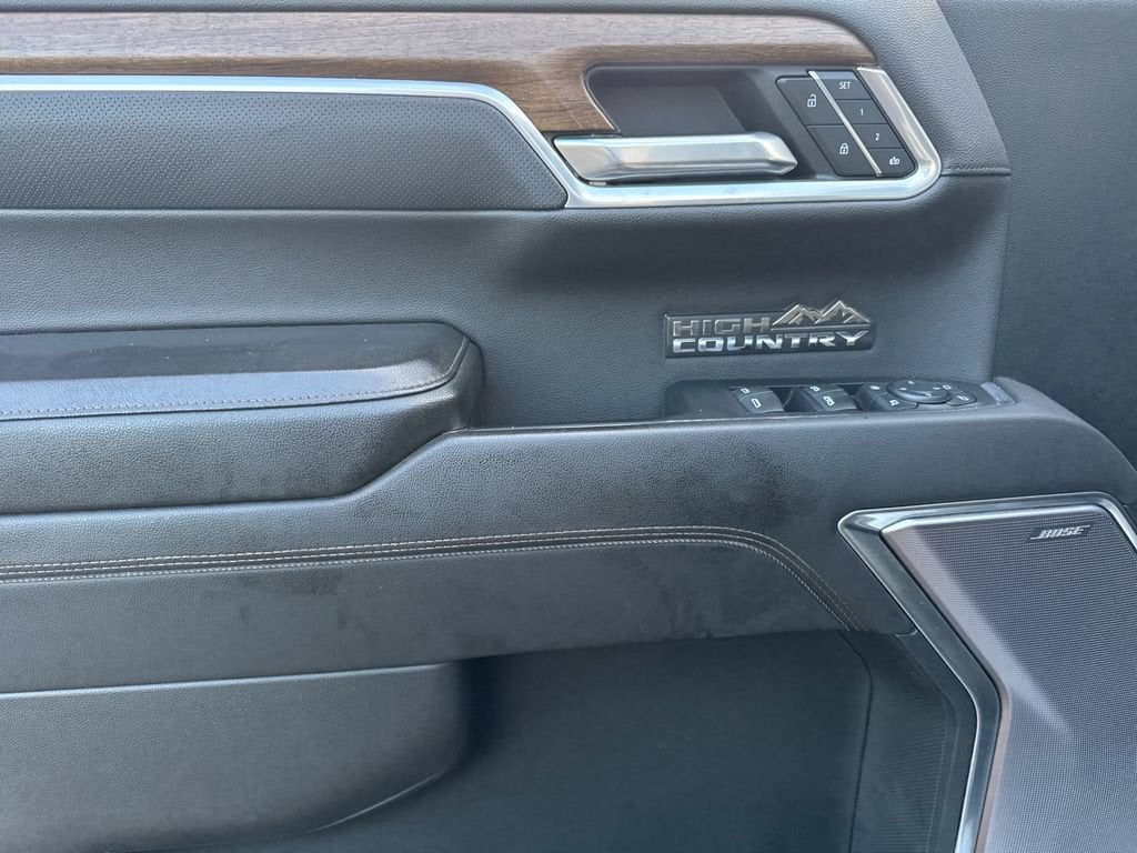 2022 Chevrolet Silverado 1500 High Country