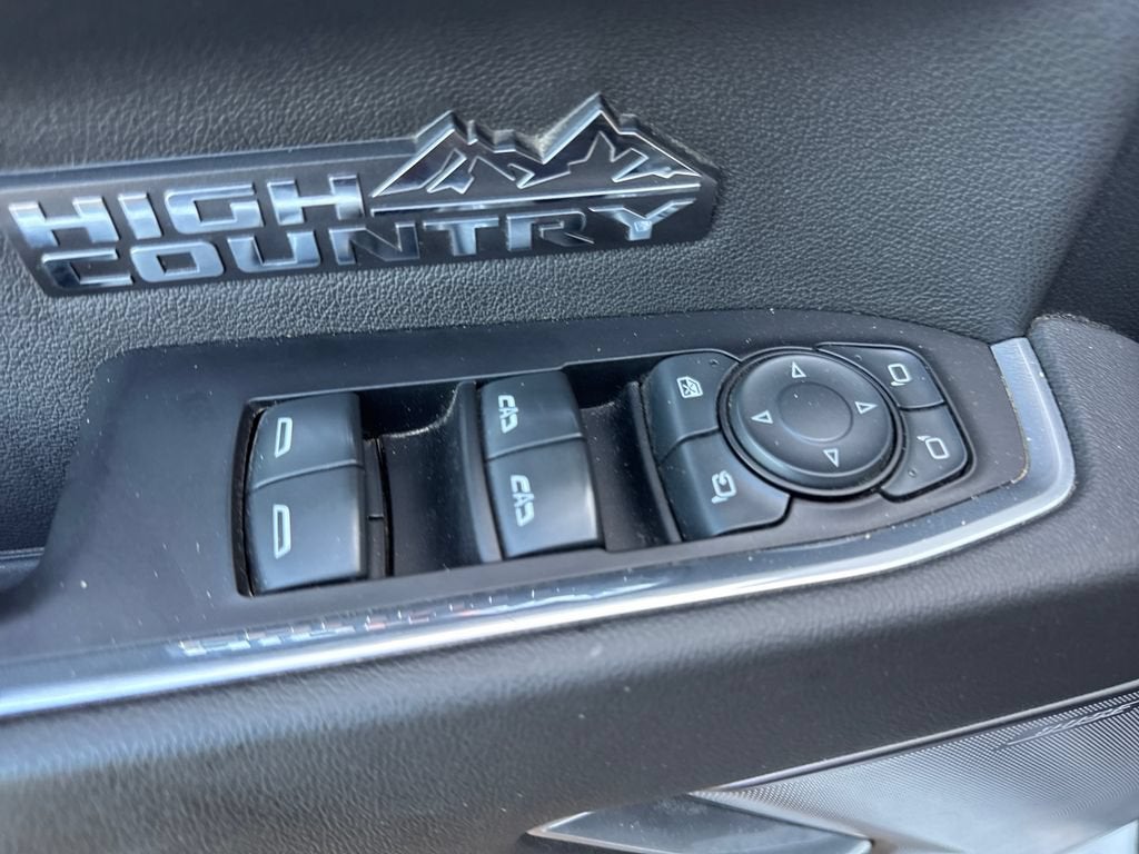 2022 Chevrolet Silverado 1500 High Country