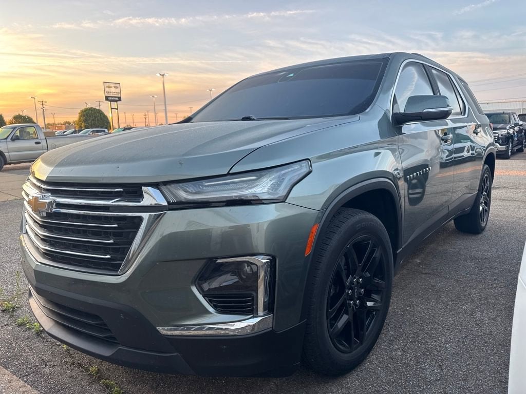 2022 Chevrolet Traverse LT Cloth