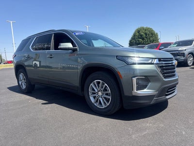 2023 Chevrolet Traverse LT Leather