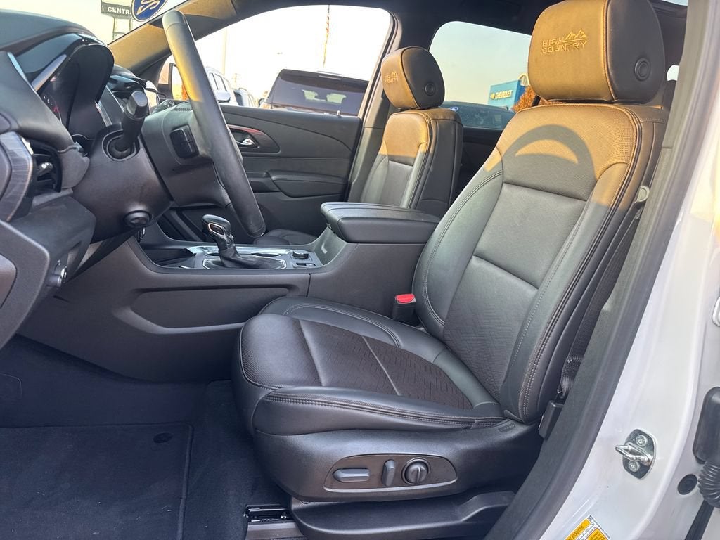 2023 Chevrolet Traverse High Country