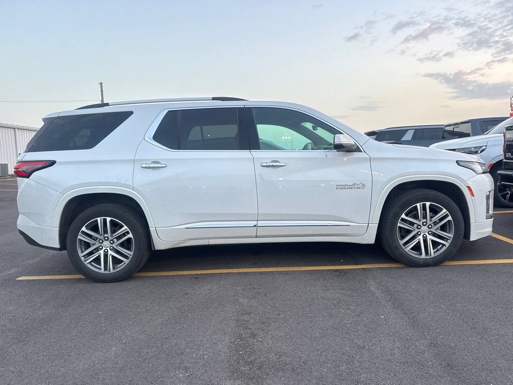 2023 Chevrolet Traverse High Country
