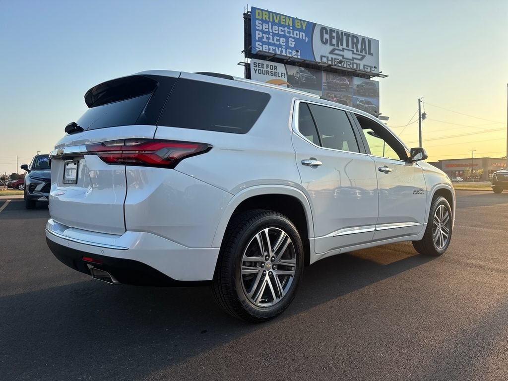 2023 Chevrolet Traverse High Country