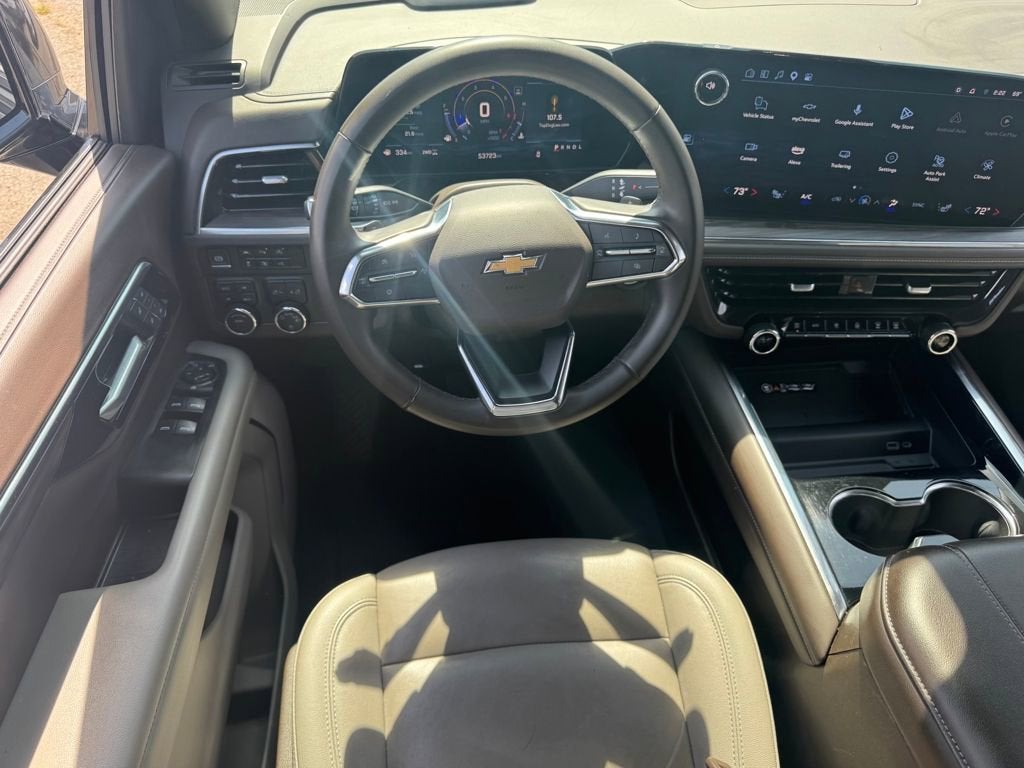 2025 Chevrolet Suburban LT