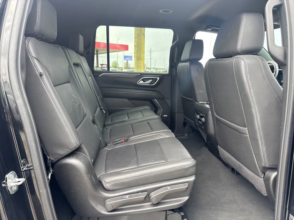 2024 Chevrolet Suburban LT