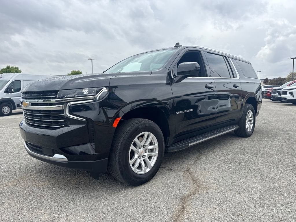 2024 Chevrolet Suburban LT
