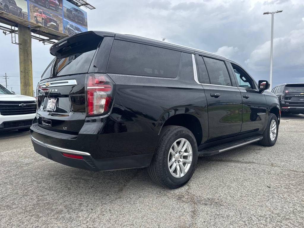 2024 Chevrolet Suburban LT