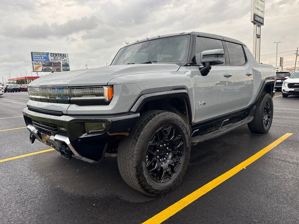 2025 GMC Hummer EV 2X's photo