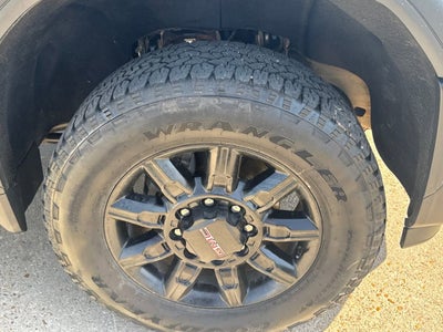 2024 GMC Sierra 2500 HD AT4