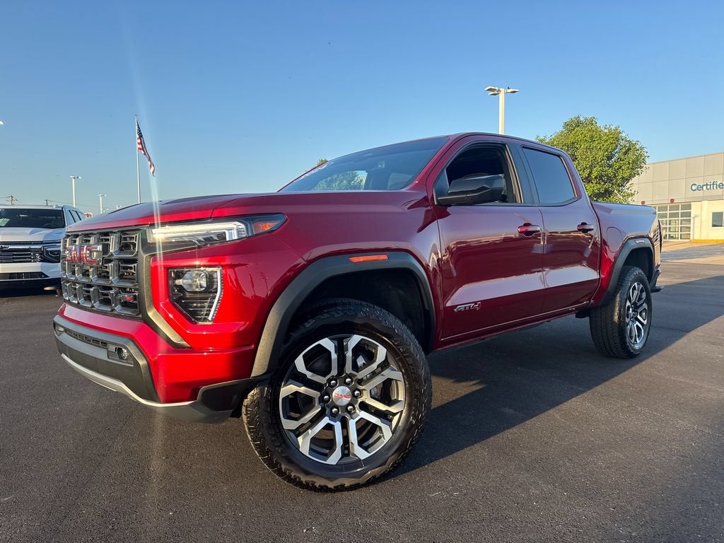 2024 GMC Canyon 4WD AT4 Crew Cab Short Box's photo