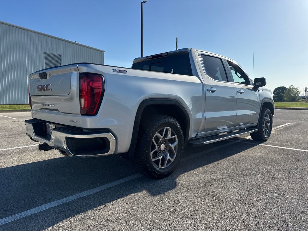 2022 GMC Sierra 1500 SLT