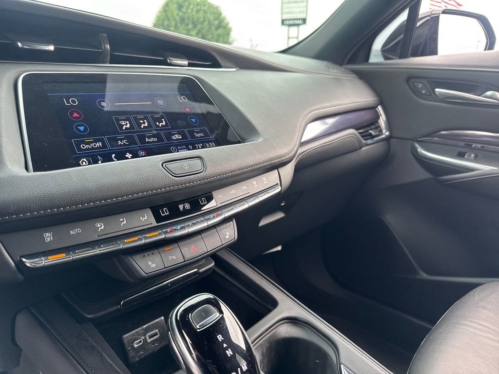 2023 Cadillac XT4 Luxury