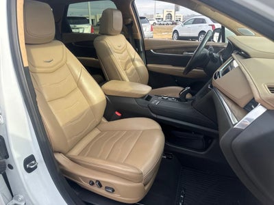 2023 Cadillac XT5 Premium Luxury