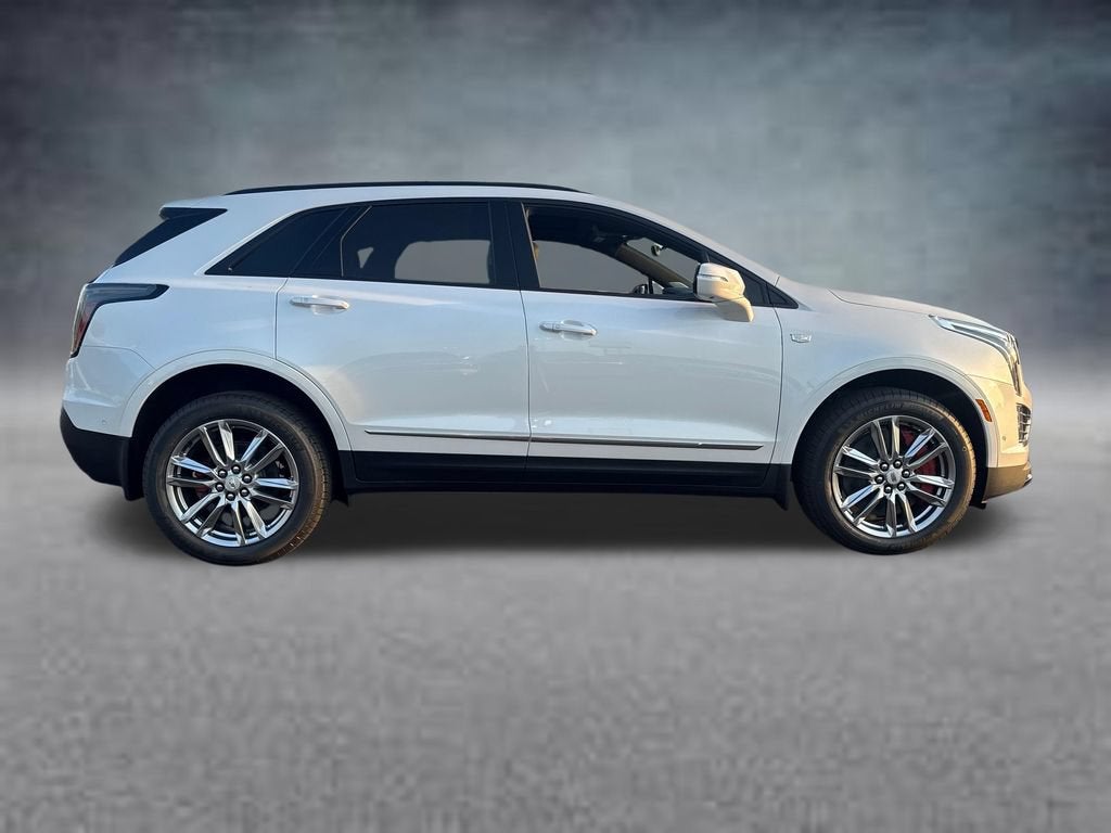 2026 Cadillac XT5 Sport