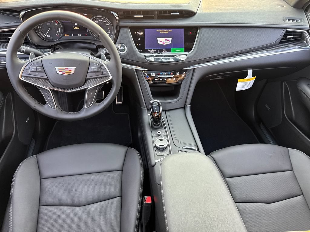 2026 Cadillac XT5 Sport