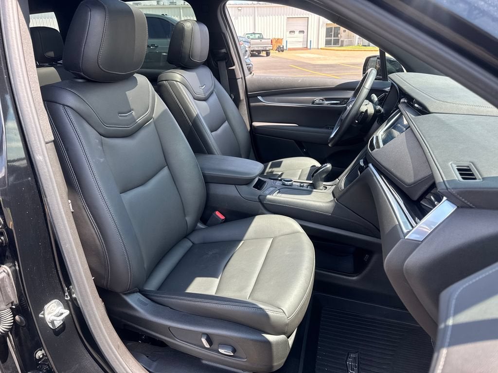 2024 Cadillac XT6 Luxury