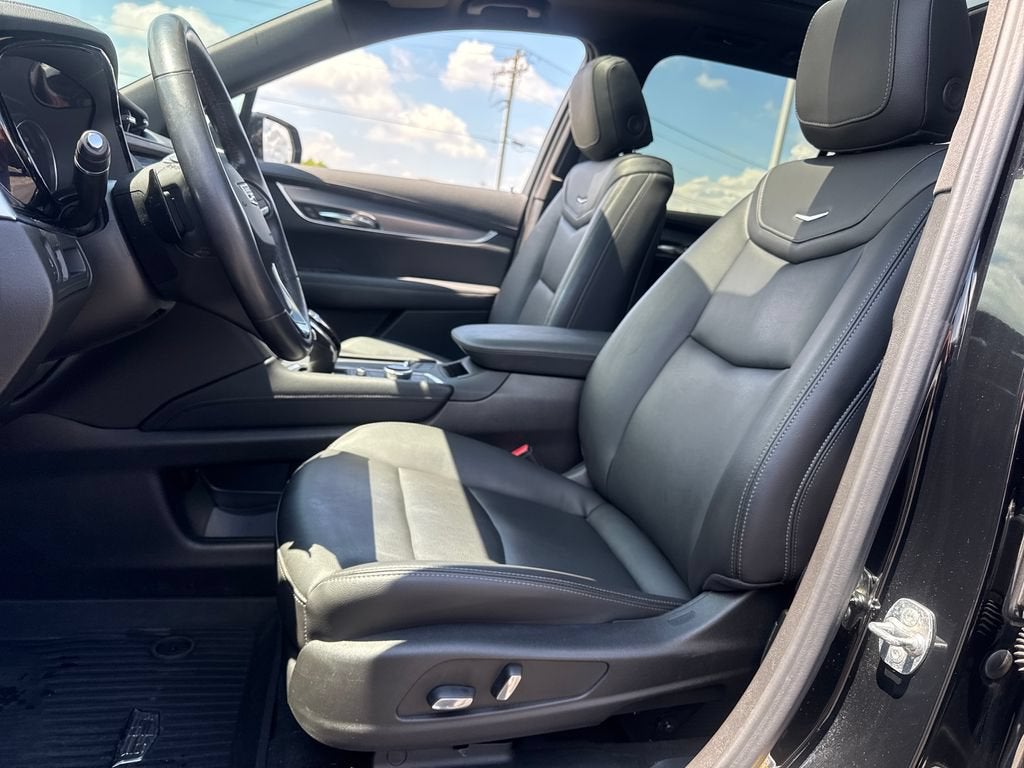 2024 Cadillac XT6 Luxury
