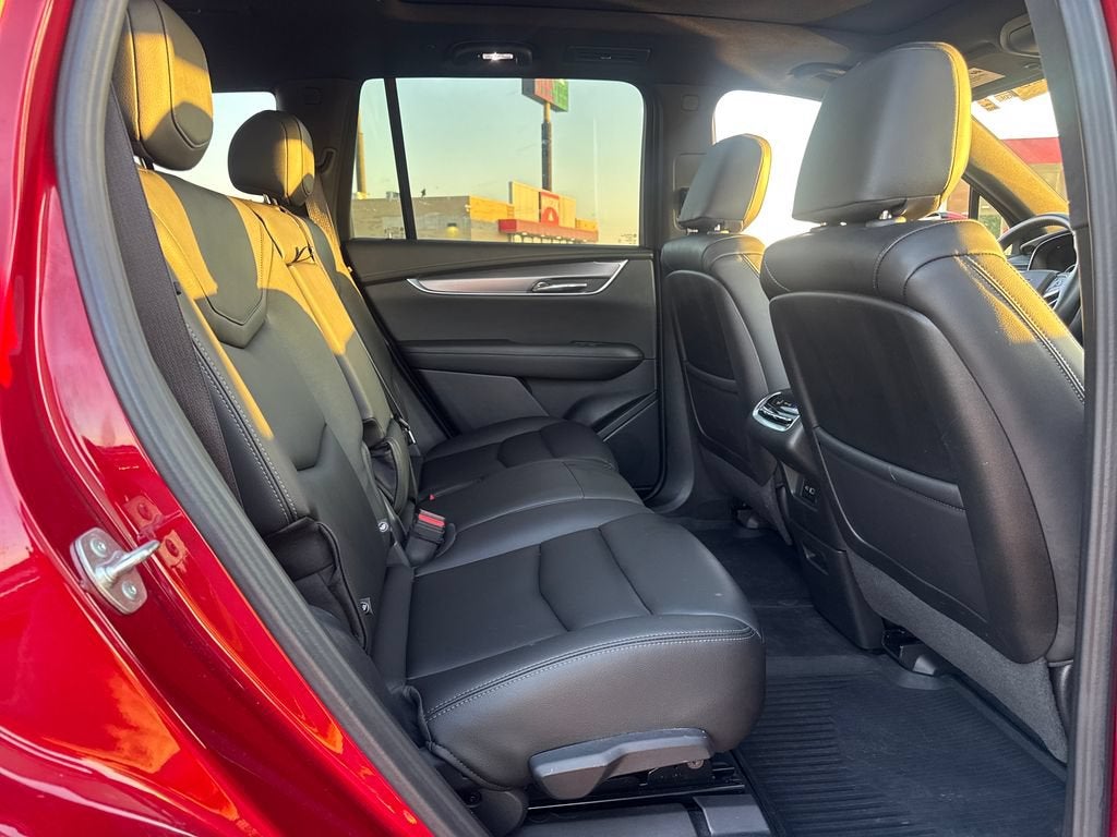 2024 Cadillac XT6 Luxury