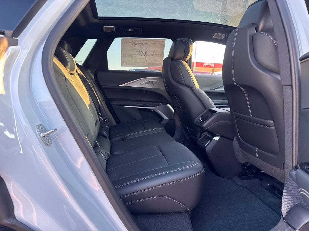 2027 Cadillac LYRIQ Premium Sport