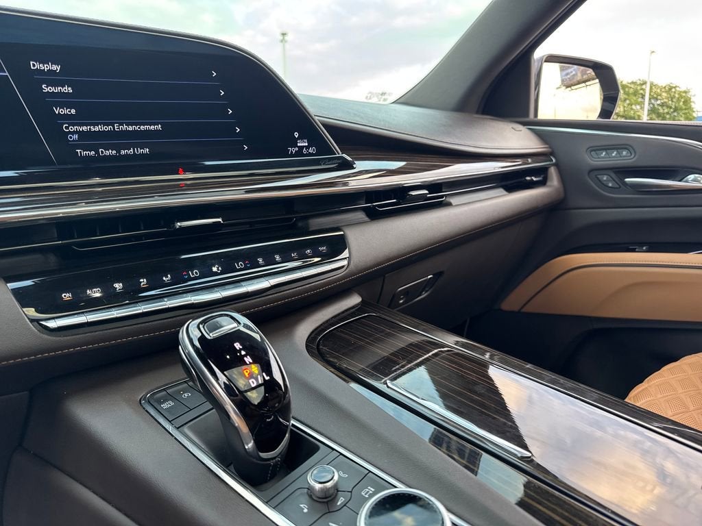 2022 Cadillac Escalade ESV Premium Luxury