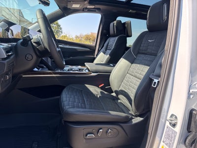 2027 Cadillac Escalade ESV Platinum Sport