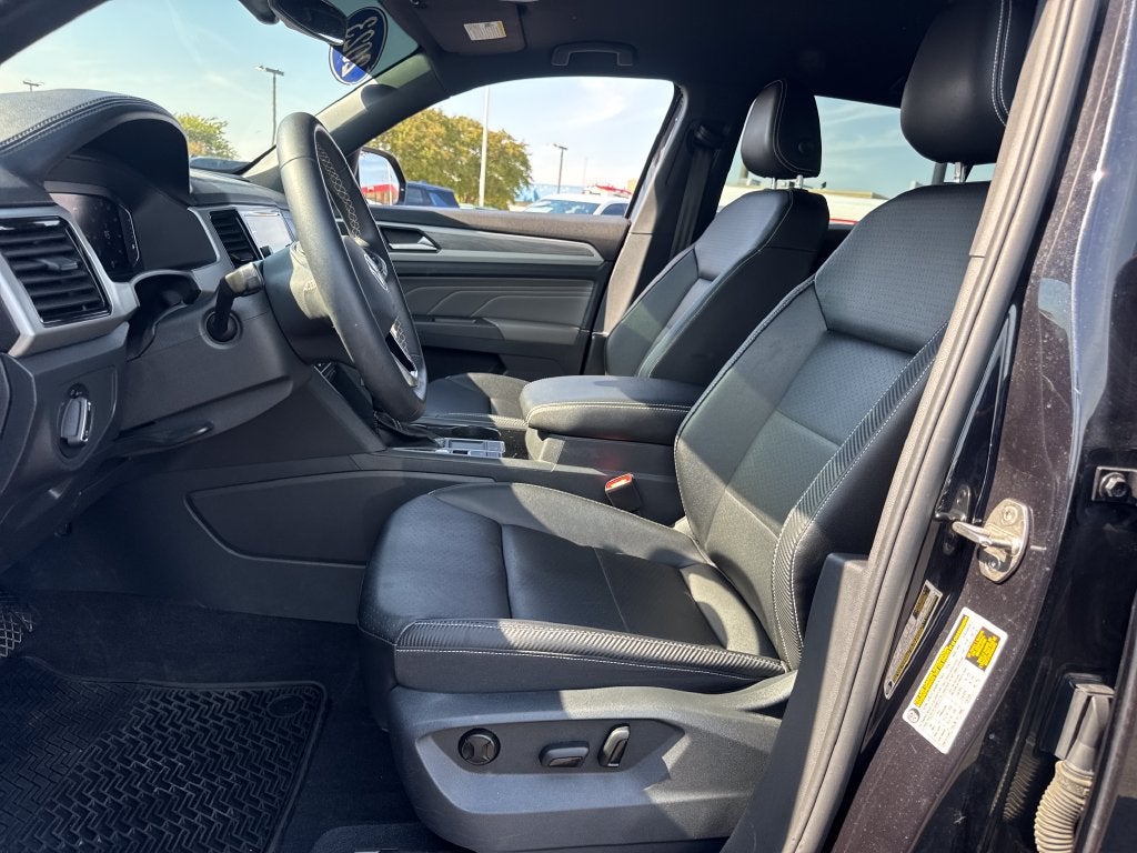 2023 Volkswagen Atlas Cross Sport 3.6L V6 SE w/Technology