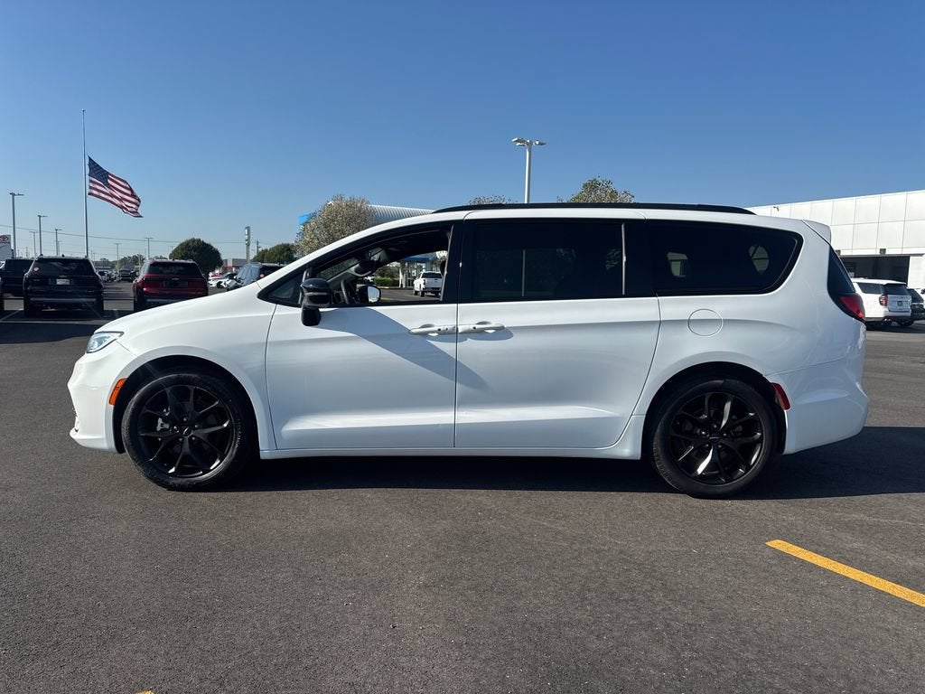 2025 Chrysler Pacifica Limited