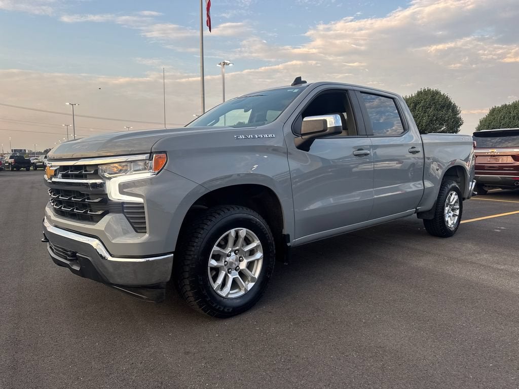 2024 Chevrolet Silverado 1500 LT