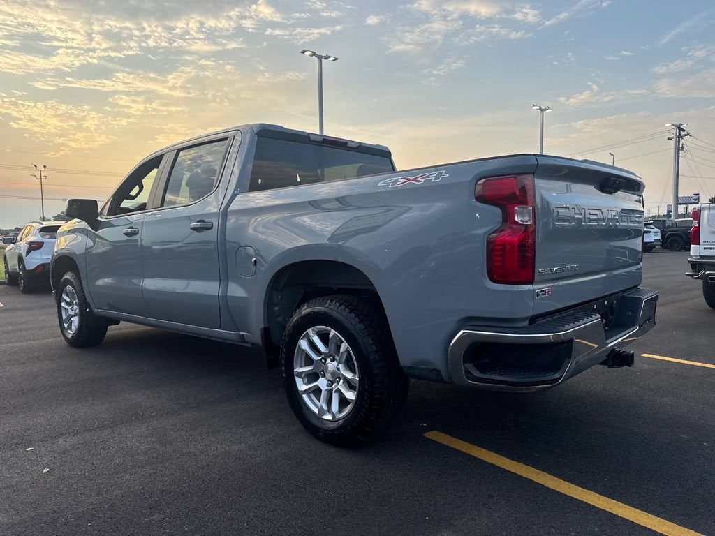 2024 Chevrolet Silverado 1500 LT