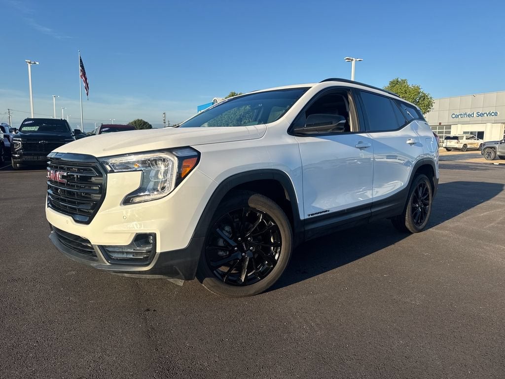 2024 GMC Terrain SLT