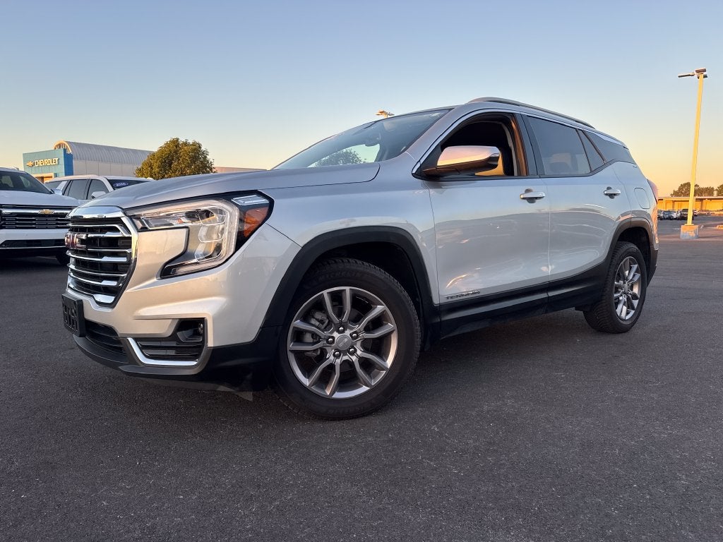 2022 GMC Terrain SLT