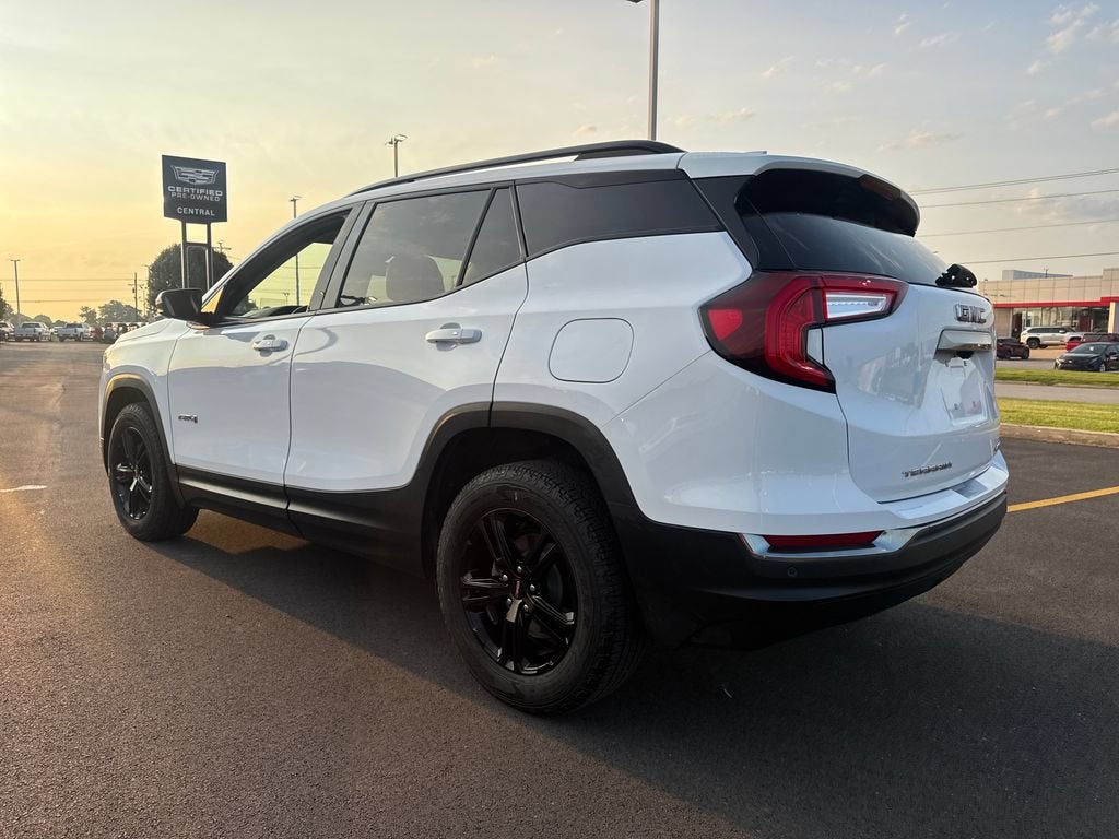 2024 GMC Terrain AT4