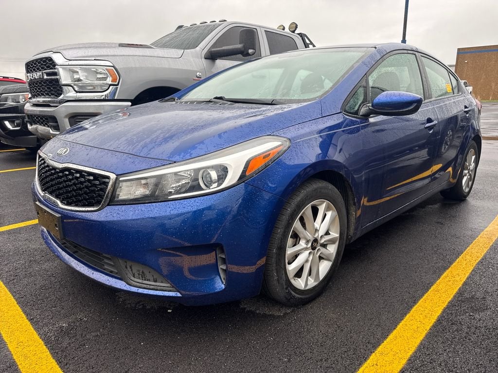 2017 Kia Forte LX AT's photo