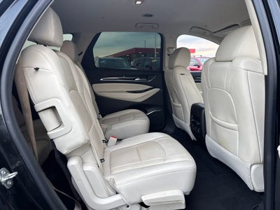 2022 Buick Enclave Essence