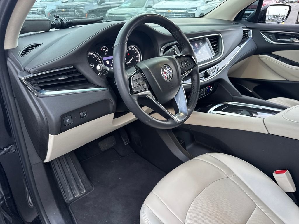 2022 Buick Enclave Essence